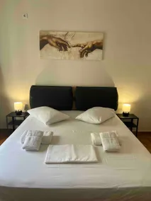 Apartment in Athens - Image 3