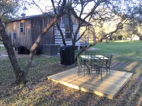 Abgeschiedenes Blockhaus für zwei Personen in La Grange, TX - Image 5