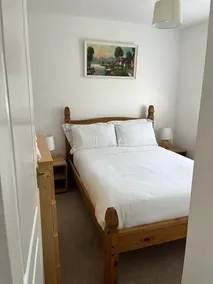 Amazing 3 Bed House in New Cross - Image 5