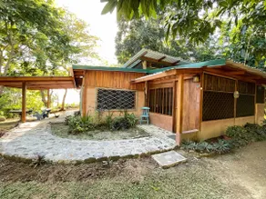 House with a beautiful ocean view - Image 2