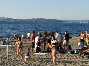 On ALKI Beach, 2 bedroom, unobstructed beach views - Image 2