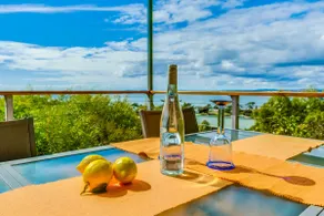A must stay.... Panoramic ocean & mountain views! - Image 3