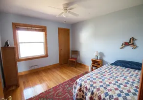 The Cabin in Town - Image 4