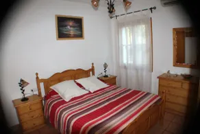 Ideal for resting, hiking or biking - Image 5