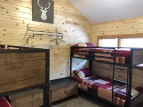 Coon Hollow Cabin -Sleeps 7 - Image 3