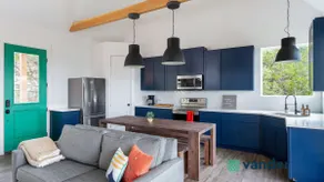 Vander Getaways: Balcones! - Image 5