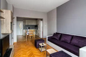Varna real center apartment six guests - Image 4