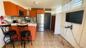 Cozy Studio Retreat with Private Parking and Laundry. Pet Friendly - Image 4