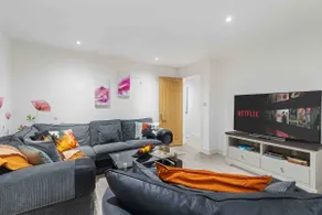 Little Venice Maisonette - Image 5
