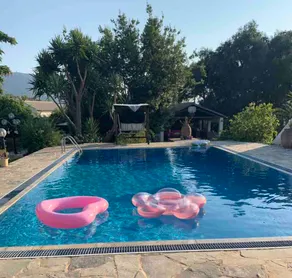 Comfortable guest house for relaxation - Image 2