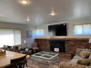 Spacious 3 bedroom home close to all the beaches! - Image 4