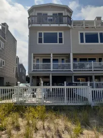 Modern 4bdr Oceanfront home - Image 5