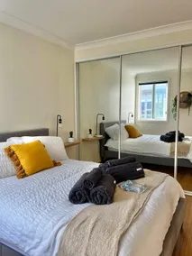 Marrickville Studio with Private Kitchen & Bathroom - Image 3