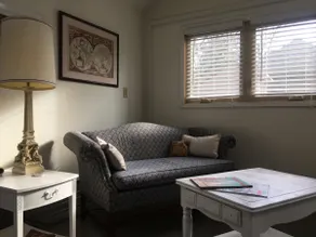 Comfy private studio in historic Meridian Kessler - Image 3
