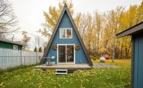 A-frame, Fireplace,Private Lake Lot, Dock, Kayaks. - Image 2