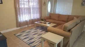 Familien- und Haustierfreundliches tropisches Paradies - Image 4