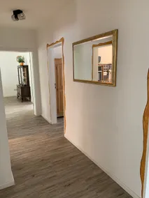 Exclusive, 5-room apartment close to the city center, approx. 105 sqm - Image 5