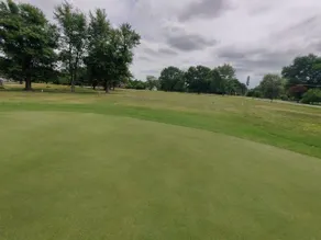19th hole - Golf Course, early/late check in/out! - Image 3