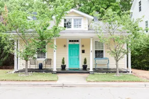 The City Cottage, pet friendly, walk to shops, food & NCSU - Image 1
