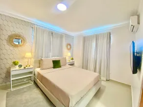 Charming Sea Side Apartment with Spectacular View - Image 3
