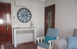 Apartment with an ocean view - Image 4