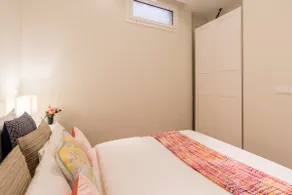 1 bedroom + living room (2 sofa bed) (6 people) - Image 4