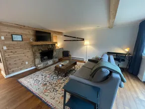Peaceful Creekside Condo - Mountain View's! - Image 2