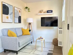 Cozy Private 1B1B Cottage near Japantown - Image 2