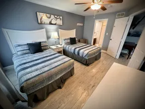 Renovated Disney Universal Family Condo - Image 2