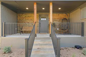 Serene Getaway Near Baylor and Magnolia Perfect for Relaxation and Exploration - Image 3
