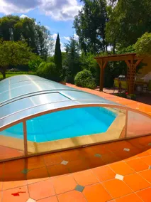Lilly Bubbles: 12-person house with pool - Image 2