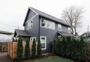 Modern Cozy Guest House in Hip NE Alberta/Williams - Image 3