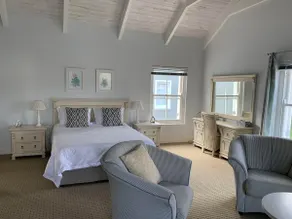 STYLISH LIVING ON THE WATER - DRY MILL THESEN ISLAND - Image 2