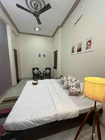 Orchid House (4 AC rooms, hall, kitchen, rooftop) - Image 4