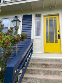 Historic District, Charming Cottage, Sleeps 10 - Image 3