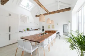 Simple Coastal Luxury near Southwold sleeps 10 - Image 3