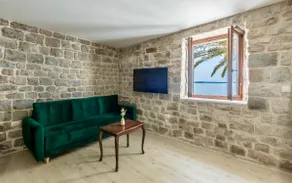 D&D Luxury Promenade Apartment - Image 2