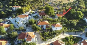 House Perdita - Image 4
