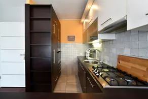 High apartment 1 (Red) - Image 3