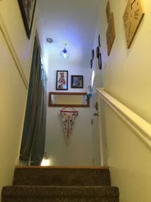 Large downstairs apartment - Image 4
