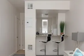 Pure Salt Lake, Outstanding, Cozy 1 Bdrm - Image 5
