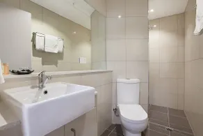 HOTEL 2 Bed Family Apartment sleeps 5, wifi,pool - Image 2