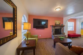 Historic Flagstaff Downtown Home - Image 4