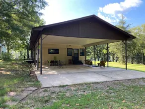 The Buss House - Private Cabin on Shoal Bay Lake - Image 2