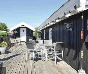 Super nice cottage 50 meters from the water. - Image 3
