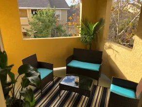 o CHARMING CONDO MINUTES FROM GORGEOUS CLEARWATER BEACHES o - Image 3