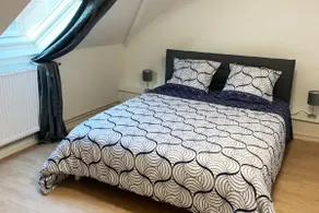 Caudry: Spacious apartment in the city center - Image 3