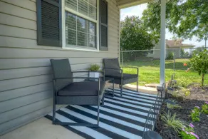 2br, between Pittsburg & Joplin, Bball, gym nearby - Image 3