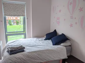 Spacious 2bdrm flat near Elstree Studios & station - Image 4