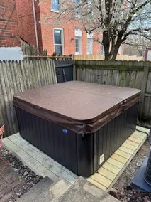 HOT TUB KING bed Luxurious 2 bed in PRIME location - Image 2